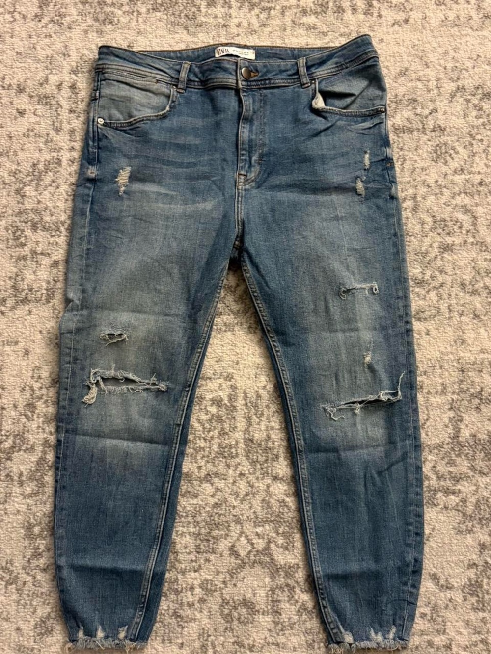 Women’s Zara Blue Jeans Size 36